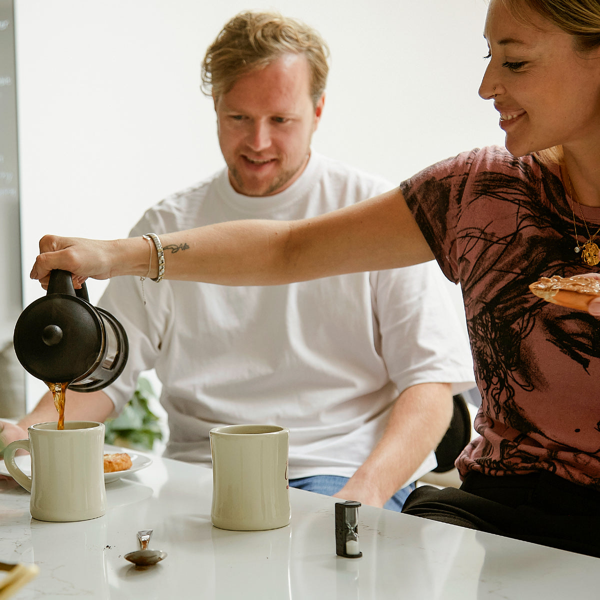 Ground Coffee and Cafetière Starter Kit